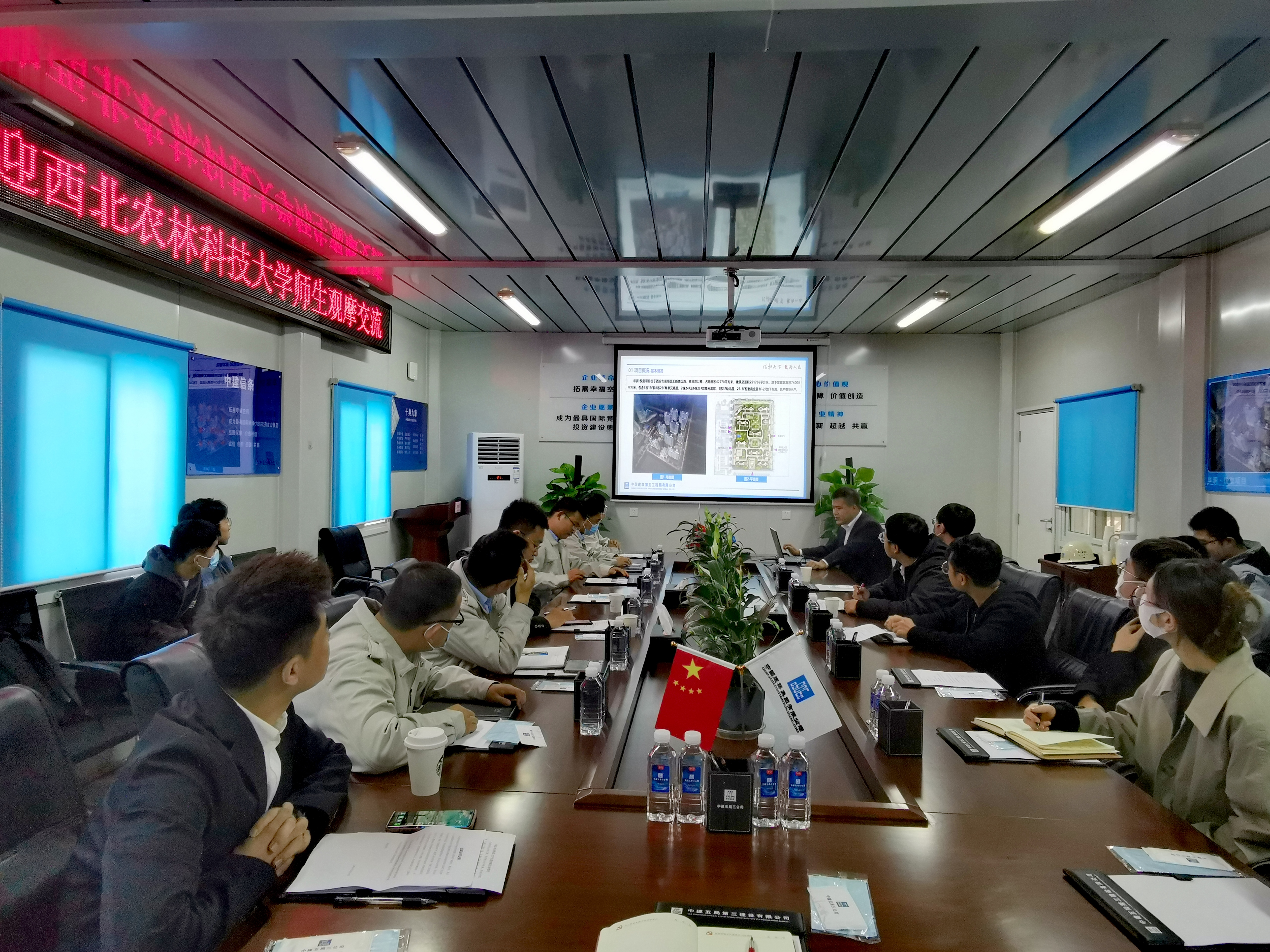 ceb31b20ff294bf29ca9ec281a8df3db.jpg ceb31b20ff294bf29ca9ec281a8df3db.jpg