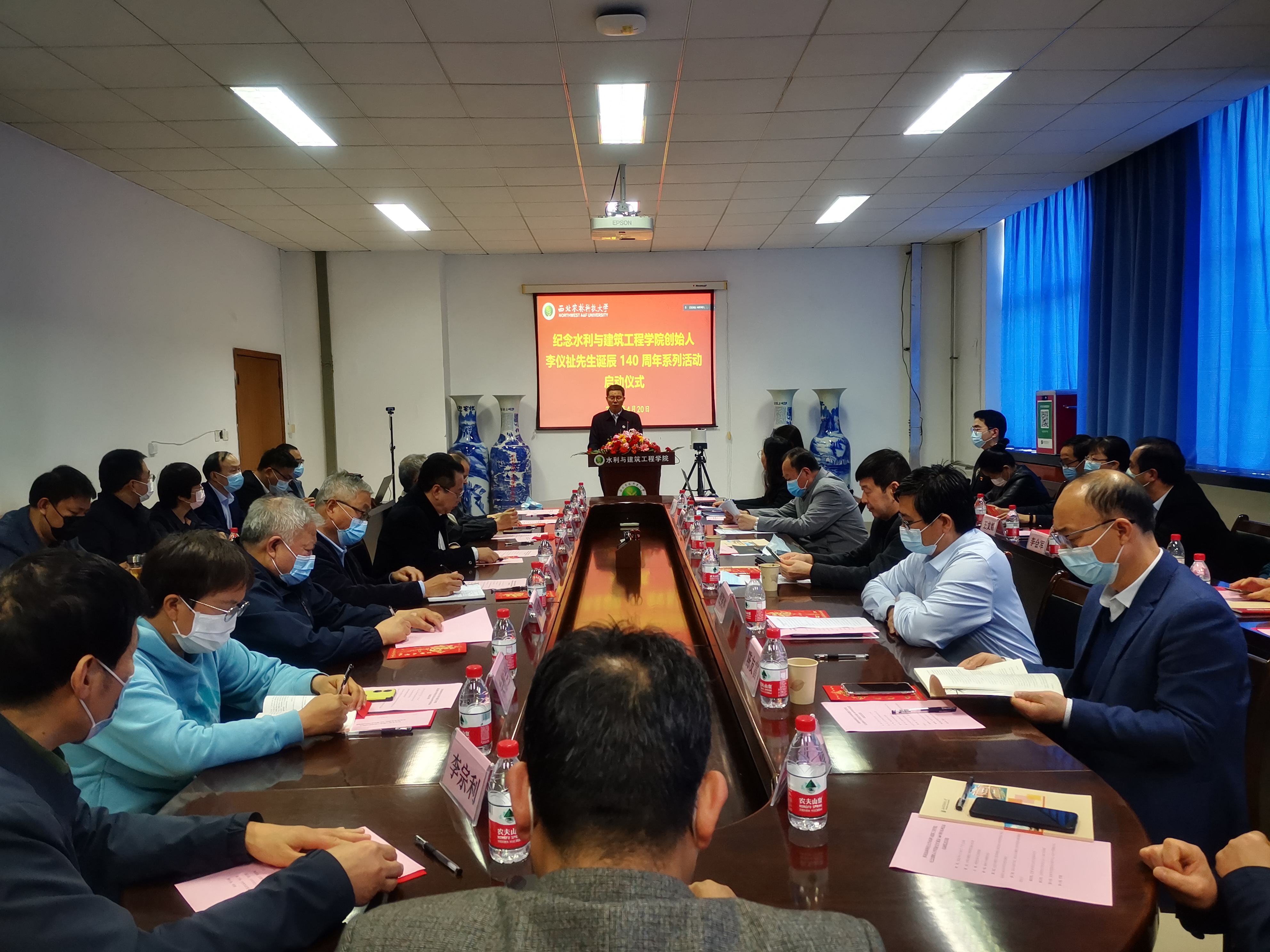 5b165351144841b6a77f571c28b7f1e4.jpg 5b165351144841b6a77f571c28b7f1e4.jpg